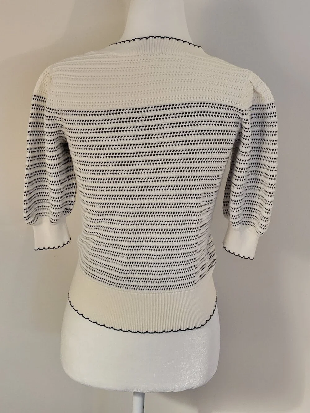 Kate Spade Scallop Edge Striped Puff Sleeve Sweater XS Preppy Black White